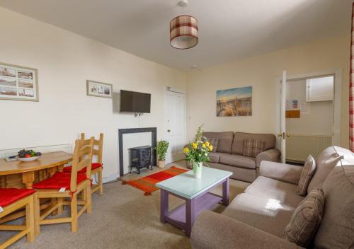Drummore House | Puffin House-Mull of Galloway Lighthouse