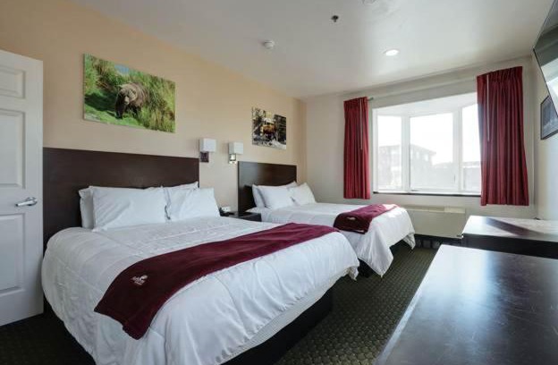 Turnagain Hotel | Puffin Inn