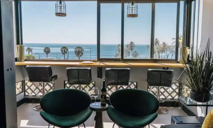 Ciudad Universitaria Apartment | Pura Vida en el Malecon