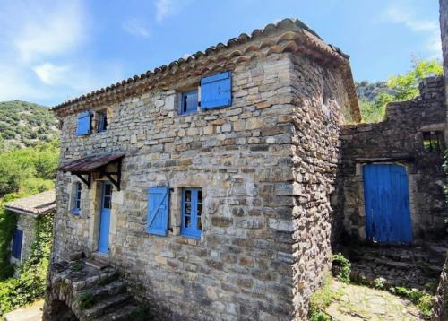 Rochecolombe House | Pura Vida Maison Ardéchoise