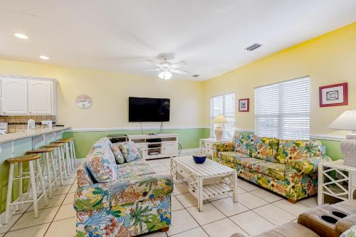 Southpointe House | Purple House - East