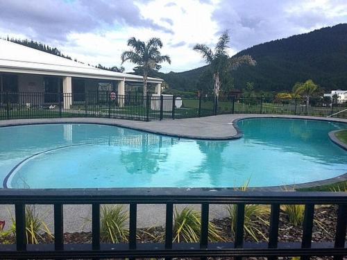 Pauanui House | Putt it at Pauanui - Pauanui Holiday Home