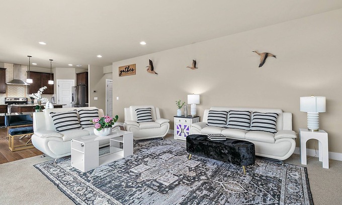 Puyallup House | PY1: Charming 4-bedroom house in Puyallup with WiFi, AC