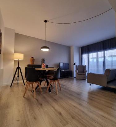Poble Nou Apartment | QEhome confort y parquing en el centro de Manresa