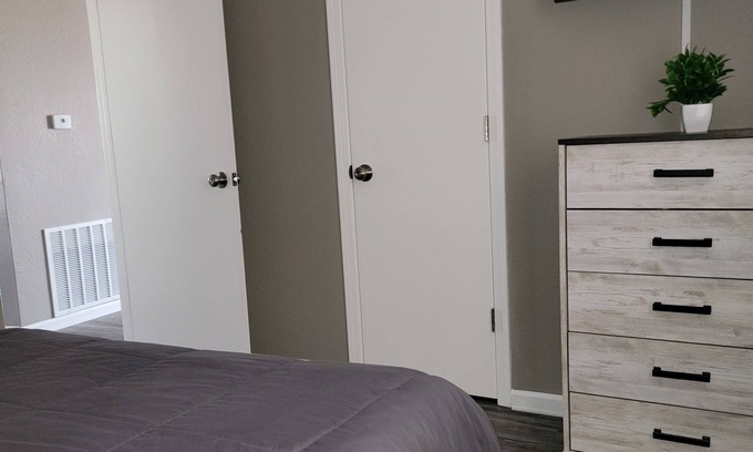 Blue Springs Apartment | Quaint and Cozy Apartment
