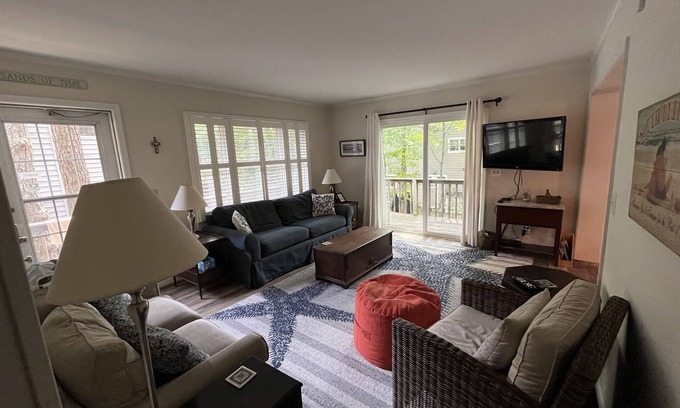 Sandpiper Pines House | Quaint and Loved Beach Home