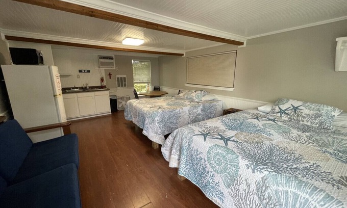 Pottsboro Cabin | Quaint cabin at Little Mineral Marina: Cabin 5