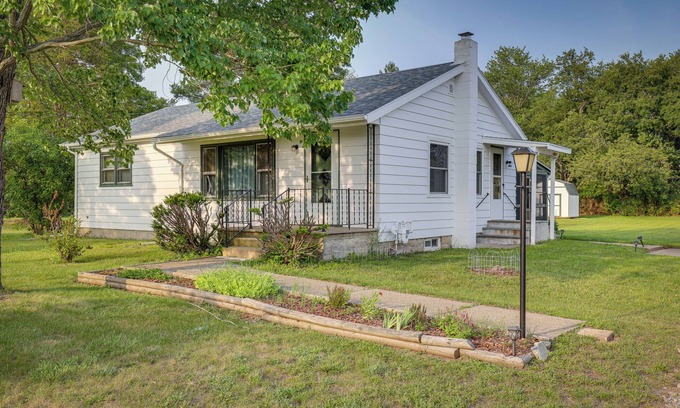 Big Flats Airport House | Quaint Horseheads Home ~ 9 Mi to Elmira College