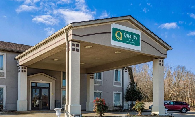 Calvert City Hotel | Quality Inn Calvert City - Paducah East