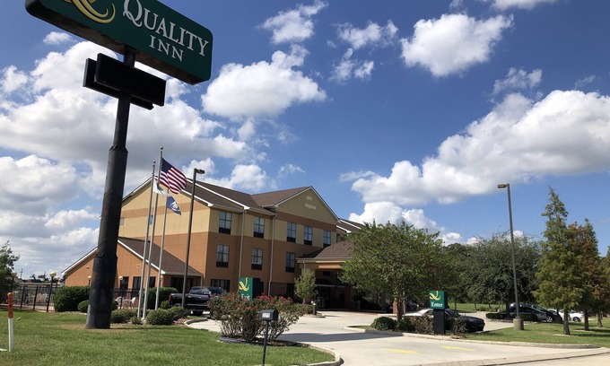 Burnside Hotel | Quality Inn Donaldsonville - Gonzales
