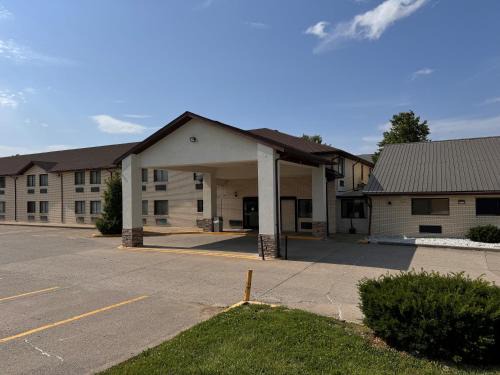Mount Vernon Hotel | Quality Inn Mount Vernon, IL