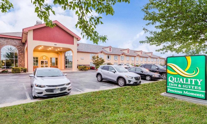 Carthage Hotel | Quality Inn & Suites