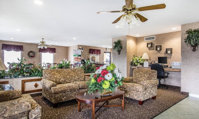Andalusia Hotel | Quality Inn