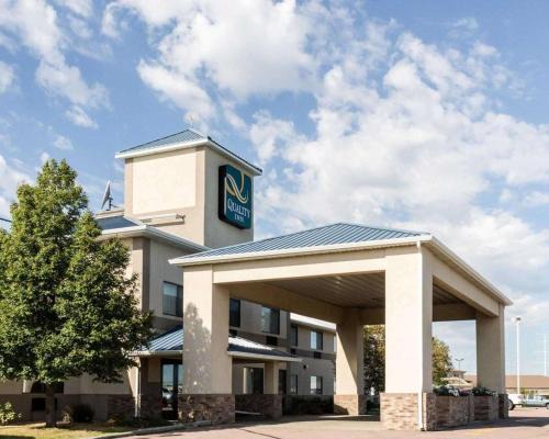 Brandon Hotel | Quality Inn