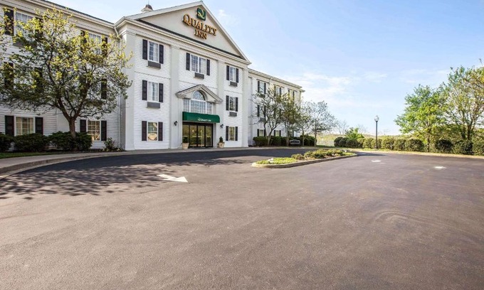 Kingsport Hotel | Quality Inn