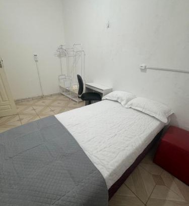 Nazare House | Quarto Privativo, Area Nobre Centro de Belem, wi fi e Central de Ar Terreo1