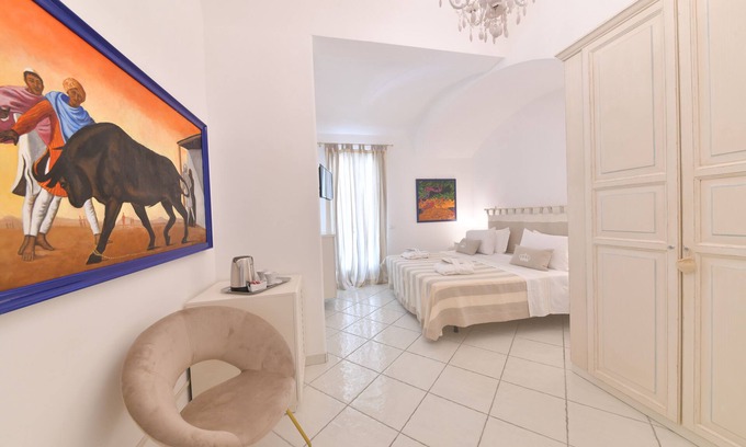 Succhivo Bed & Breakfast | Queen Suite Ischia - Luxury Deluxe Room