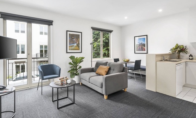 South Yarra Apartment | Quest Prahran
