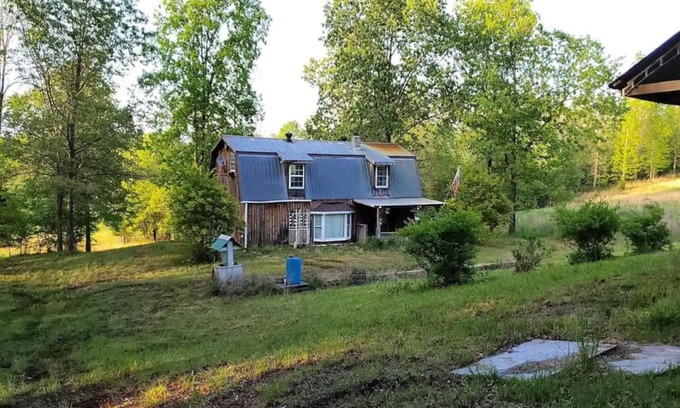 Couch Cabin | Quiet 2 story Cabin on 32 acres near eleven point river