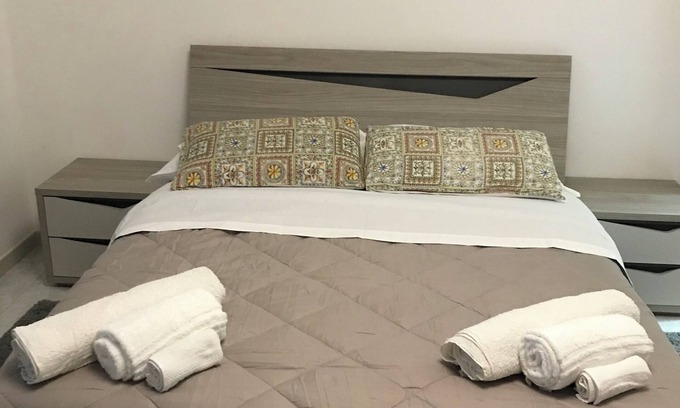Monte San Giusto Apartment | Quiet apartment in residential area with beautiful views