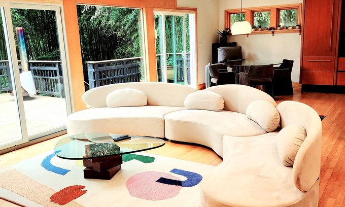 North Buckhead House | Quiet Buckhead Tranquil Retreat, with Magnificent Garden.