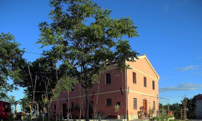 Serra de' Conti Apartment | Quiet, comfortable apartment in the heart of the Marche with 360 ° panorama