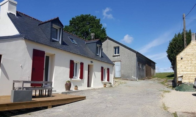 Quemeneven House | QUIET COUNTRY HOUSE CLOSE TO THE SEA