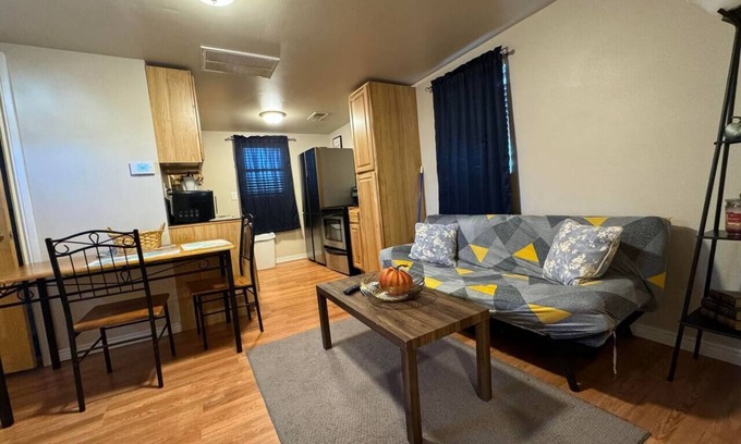 Cheyenne House | Quiet Cozy Downtown Cheyenne
