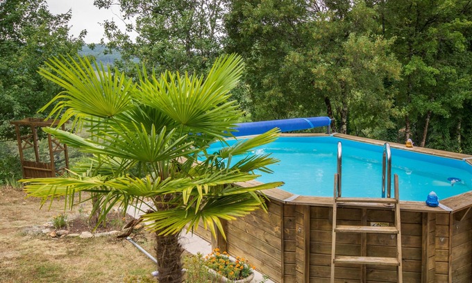 Blanquefort-sur-Briolance House | Quietly located house with private pool