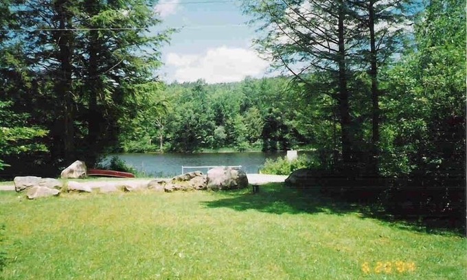 Hinsdale House | Quiet Lake house with beautiful water views