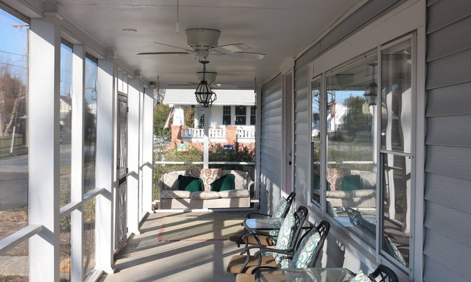 Colonial Beach House | Quiet Oasis for the Whole Fam, Relax On The Porch Or 1 Minute Walk to the Beach!
