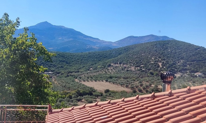 Karya Cottage | Quiet peaceful cottage in the hills