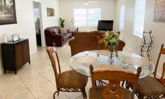 Florida North Atlantic Coast Apartment | Quiet & Spacious North Palm Beach 2 bed 2 bath