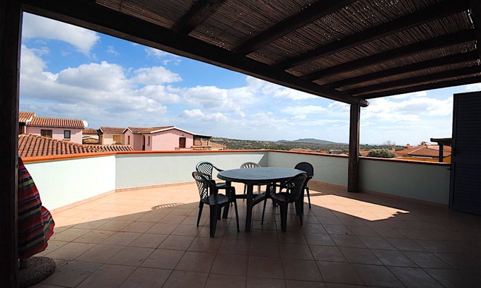 Monte Petrosu House | QUIET VILLA WITH VERANDA AND POOL 2 STEPS FROM THE SEA