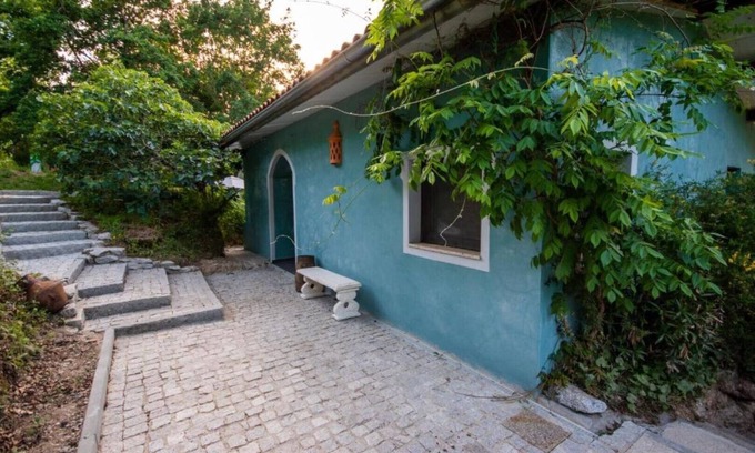 Tabua Apartment | Quinta da Lontra Riverview Spacious Cottage w/Private Beach. Pet-Friendly!