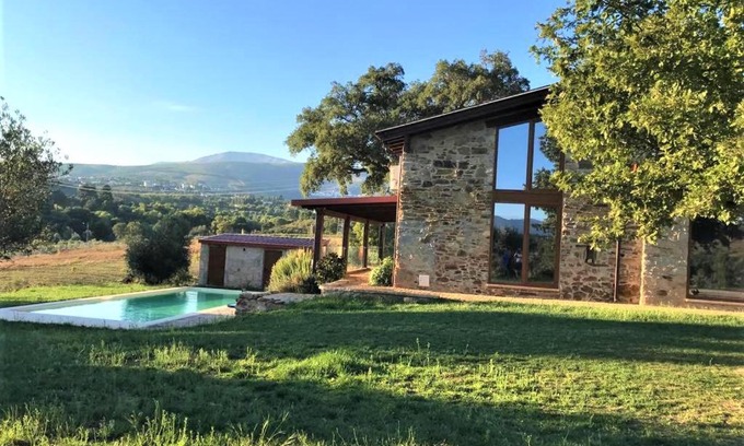 Covilha House | Quinta Lourena - Casa do Desassossego