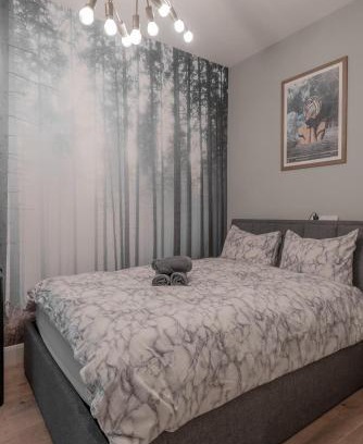 Fortune Green Apartment | Quirky, Vintage 2 bed flat