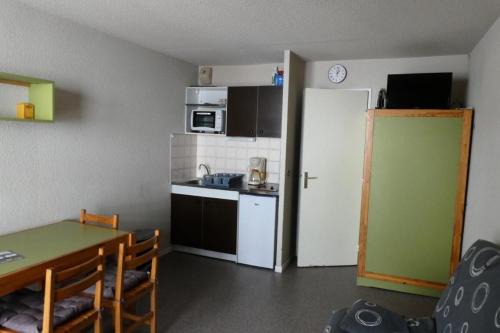 Reallon Apartment | Résidence Comete - Appartement 4 couchages bien situé dans la station de Réallon MAE-8861