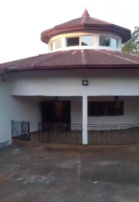 Bamendjou Villa | Résidence du pélèrin - La coupole