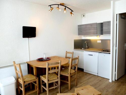 Le Lavachet Apartment | Résidence Home Club - Studio lumineux·Proche pistes et commerces·Balcon MAE-3934