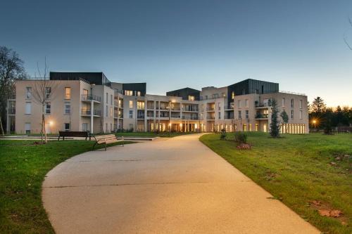 Trelissac Apartment | Résidence Services Seniors DOMITYS - Les Galopins