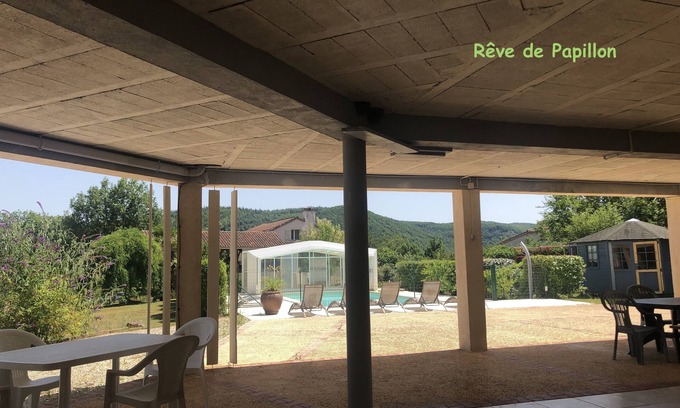 Saint-Gery House | Rêve de Papillon - Un beau gîte dans une propriété de 5000m² près du Lot
