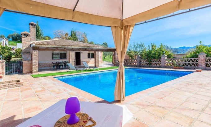 Tolox Villa | Río Grande de Tolox by Ruralidays