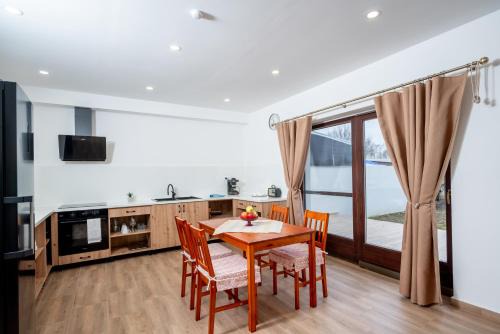 Kastelyosdombo Apartment | Rózsa Vendégház