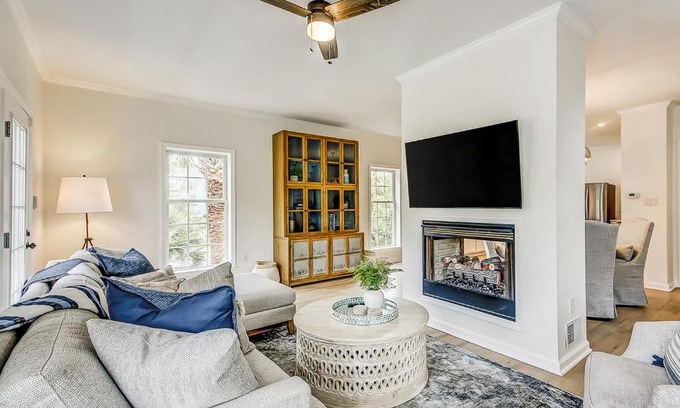 Sunset Point House | Race to Folly