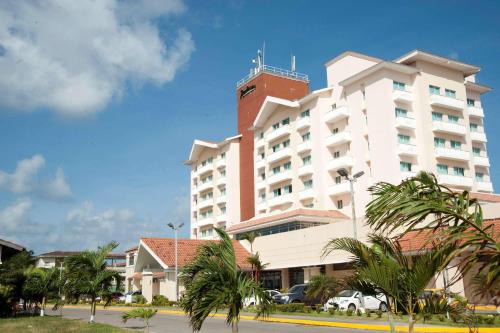 Colon Hotel | Radisson Colon 2,000 Hotel & Casino