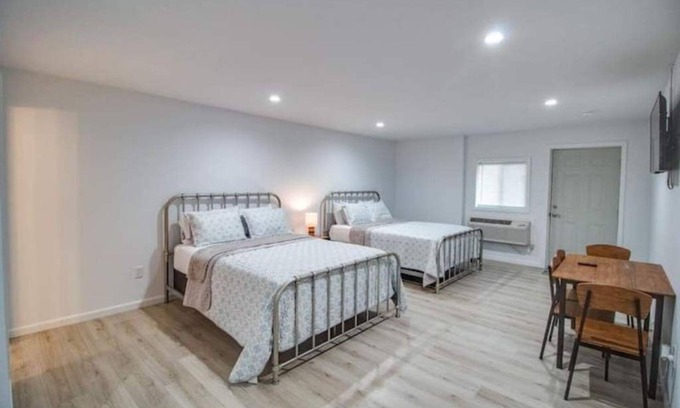 Grafton Apartment | Rafton Inn Vacation Cottage 93