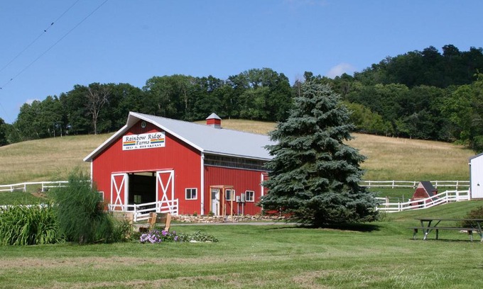 Onalaska Bed & Breakfast | Rainbow Ridge Farms