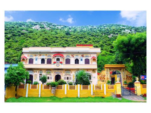 Samode Bed & Breakfast | Raj Haveli- A Heritage Samode