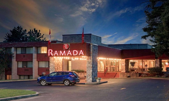 North Bay Resort | Ramada by Wyndham Pinewood Park Resort North Bay